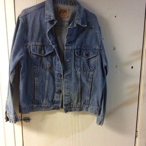Jean jacket. Gap